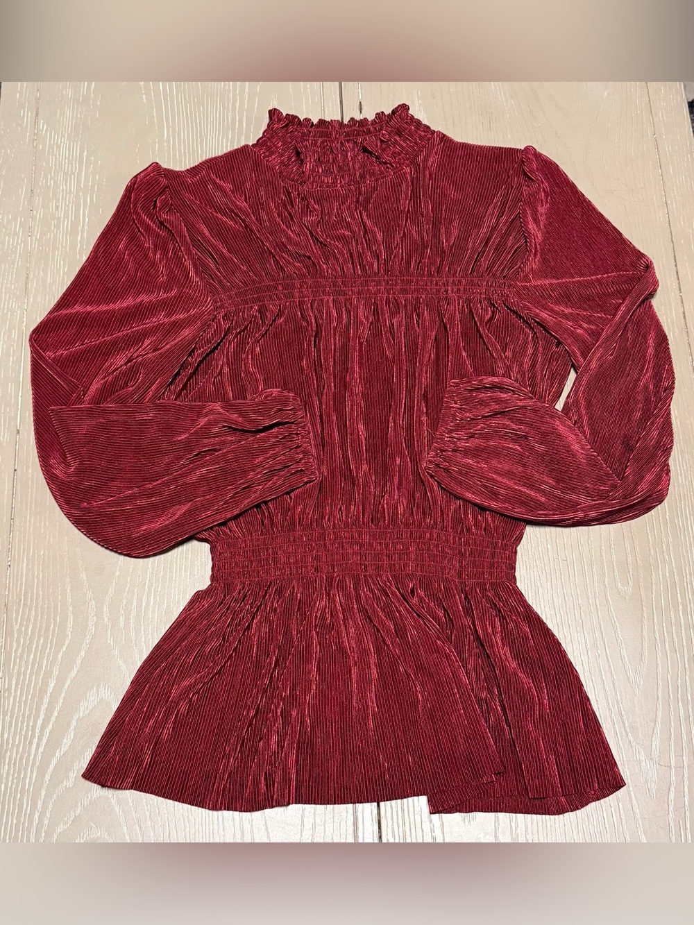 Badgley Mischka Metallic Plissé Smocked Ruffle Neck Blouse Tunic Red M - Picture 6 of 12